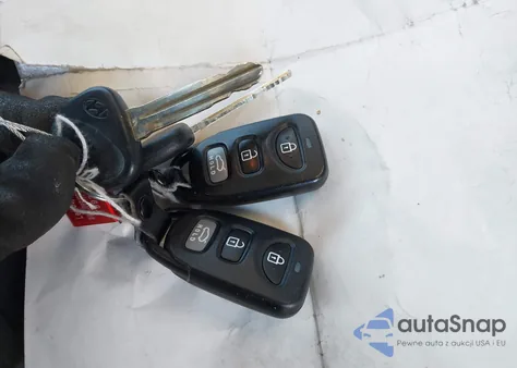 2018 Hyundai Elantra Se from USA, damaged, VIN 5NPD74LF6JH284517